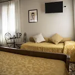 Art Deco بيت ضيافة البندقية