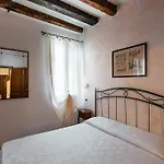 بيت ضيافة Art Deco 3*