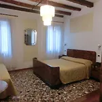 Art Deco بيت ضيافة