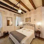 Art Deco 3*