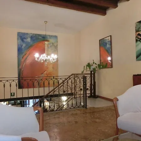 Art Deco Guest house 3*