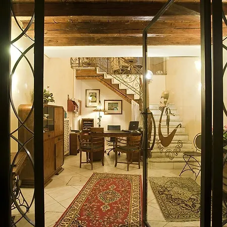 Guest house Art Deco