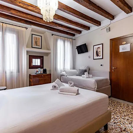 Гостевой дом Art Deco 3*