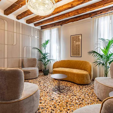 Art Deco Πανσιόν 3*